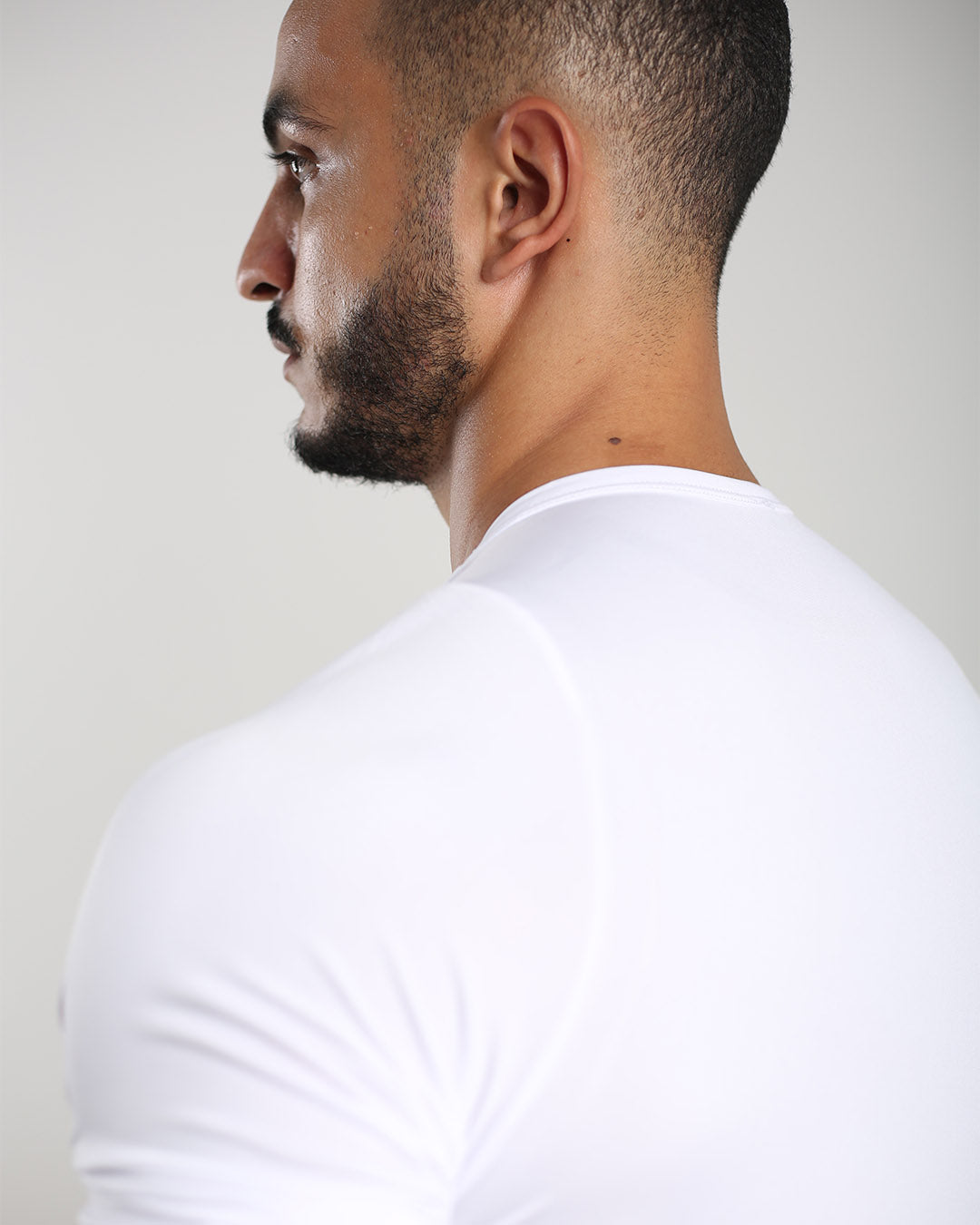 FIT CORE WHITE SHIRT