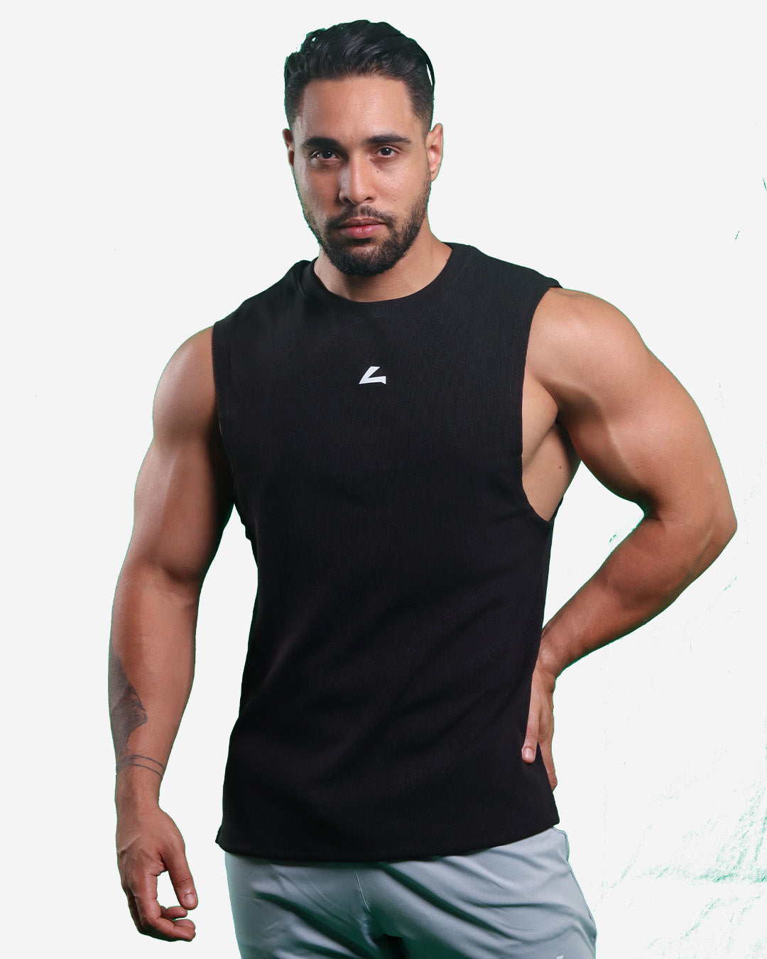 BLACK RIBTECH SLEEVELESS