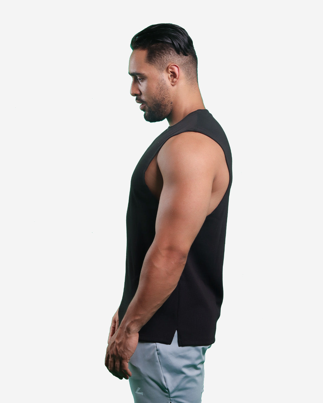 BLACK RIBTECH SLEEVELESS