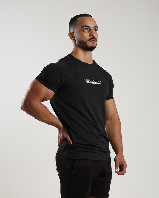 FIT CORE BLACK SHIRT